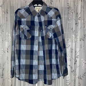 Men’s long sleeve button down shirt XL